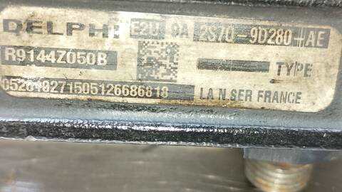 Foto 4ª: Rampa Inyectora Ford Transit FT 350 2.4 MEDIO 137CV 101KW CAJA ABIERTA [H9FA] (2006)