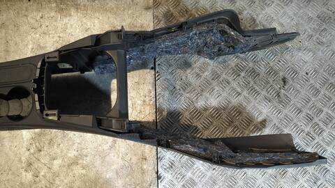 Foto 3ª: Consola Central Ford Transit AMBIENTE 75CV 55KW [UGCB] (2015)