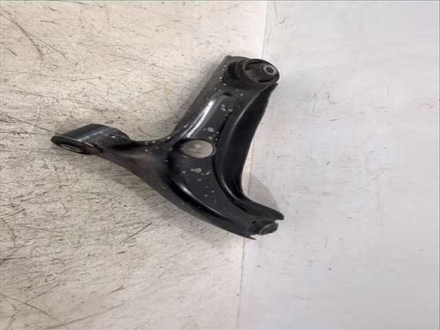Foto 3ª: Brazo Suspension Delantero Derecho Hyundai i20 1.0 T-GDI 101CV 74KW [G3LE] (2025)