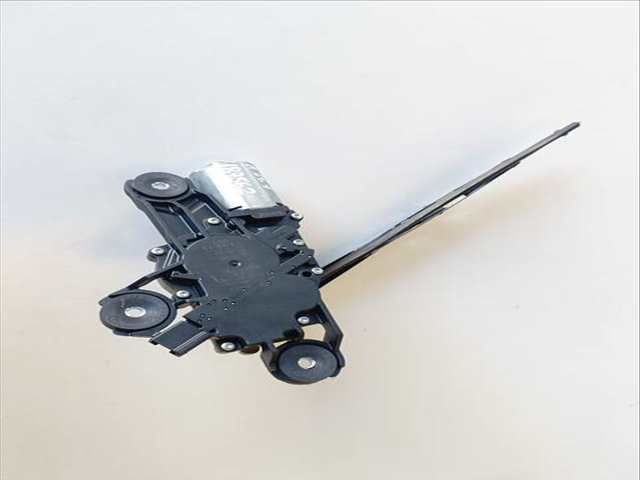 Foto 2ª: Motor Limpia Trasero Ford Focus GHIA D) 136CV (2003)