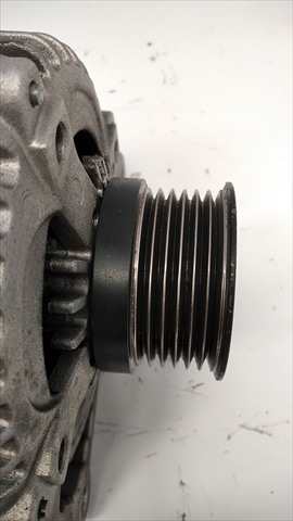 Foto 4ª: Alternador Ford Focus 1.6 D [D/GBDA] (2005)