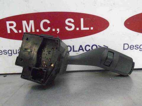 Foto 2ª: Mando Multifuncion Ford Focus 1.6 TDCI CAT BERLINA 109CV 80KW [G8DA] (2004)