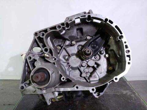 Foto 1ª: Caja Cambios Renault Clio 1.9 D RN 64CV 47KW [F8Q] (1997)