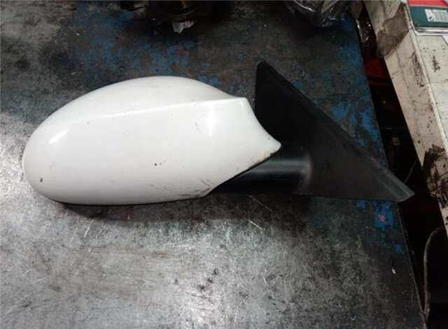 Foto 3ª: Retrovisor Derecho Bmw Serie 1 114 2.0 118D [2.0 LTR. - 105 KW TURBODIESEL CAT] [N47 D20 C]