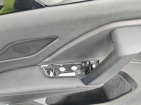 Foto 3ª: Tapizados Cartoneras Volkswagen Tiguan 2.0 TSI 4MOTION 204CV 150KW [DNNE] (2025)
