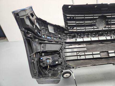 Foto 4ª: Paragolpes Delantero Volkswagen Crafter 35 FURGON BM TA RWD 140CV 103KW [DAUA] (2019)