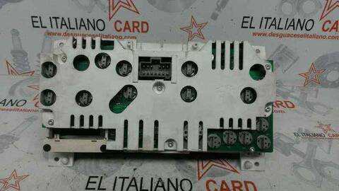 Foto 3ª: Cuadro de Instrumentos Chrysler Voyager 151CV 111KW (1996)