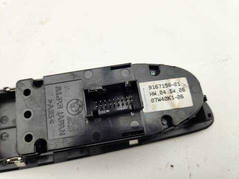 Foto 3ª: Botonera Elevalunas Bmw Serie 1 114 118D BERLINA 143CV 105KW [N47D20A] (2013)
