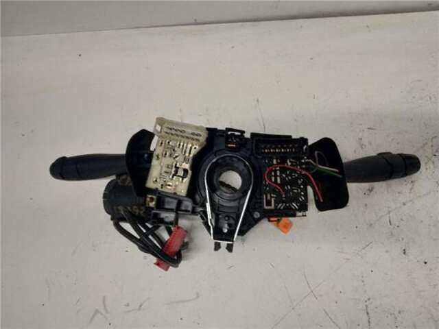 Foto 2ª: Mando Multifuncion Renault Clio 1.9 D (64 CV) [F8Q632]