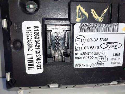 Foto 3ª: Pantalla Multifuncion Ford C Max TREND 115CV 85KW (2013)