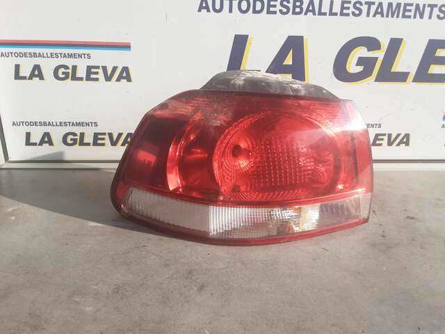 Piloto Trasero Izquierdo Volkswagen Golf 2.0 TDI 140CV