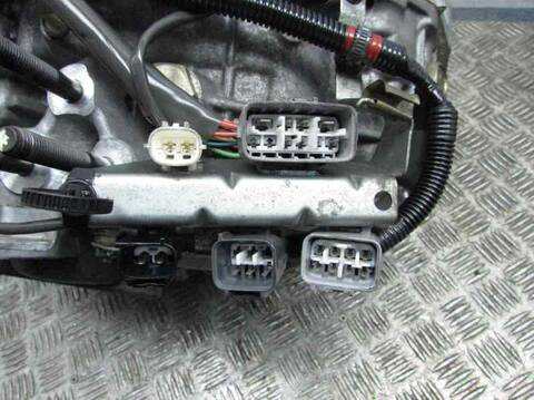 Foto 3ª: Caja Cambios Volvo V40 B4184S2 FAMILIAR (2003)