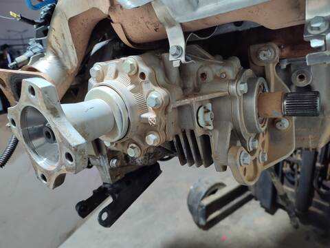 Foto 1ª: Caja Transfer Dacia Duster VERSION INDEFINIDA (2017)