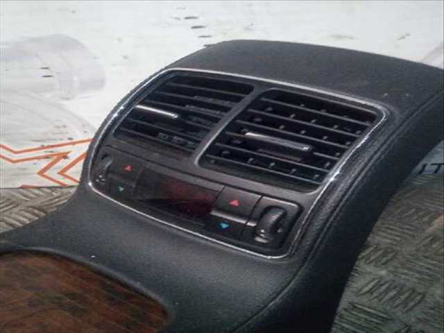 Foto 2ª: Consola Central Mercedes Clase C 160 350 219.356) 272CV 200KW [272964] (2004)