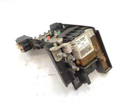 Foto 2ª: Caja Reles Fusibles Citroen C4 1.6 VTI 120 PICASSO 120CV 88KW [5F01] (2012)