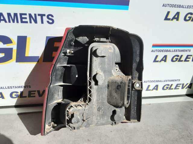 Foto 2ª: Piloto Trasero Derecho Volkswagen Lupo 1.0 (1999)