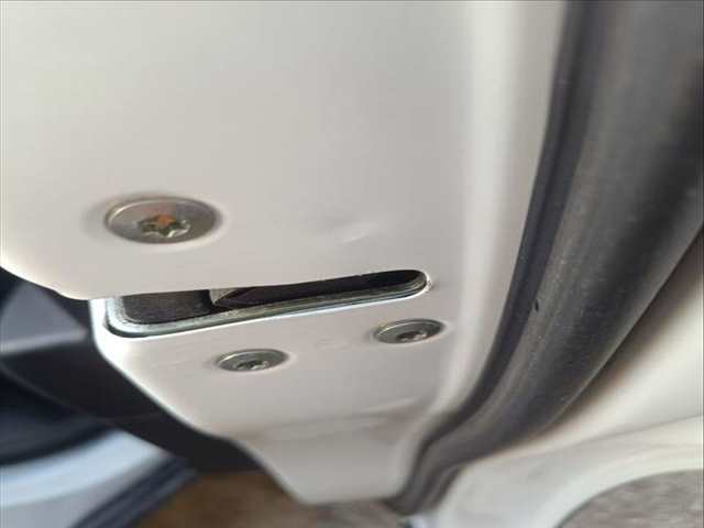 Cerradura Puerta Trasera Derecha Kia Stonic TECH 101CV 74KW