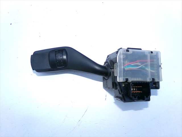 Foto 2ª: Mando Multifuncion Ford Kuga 2.0 TDCI 2008-2013 [UFDA] (2012)
