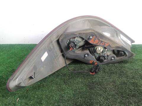 Foto 2ª: Piloto Trasero Derecho Mercedes Clase R 280 R 320 CDI 4-MATIC 251.022 251.122) 224CV 165KW [OM 642.950] (2006)