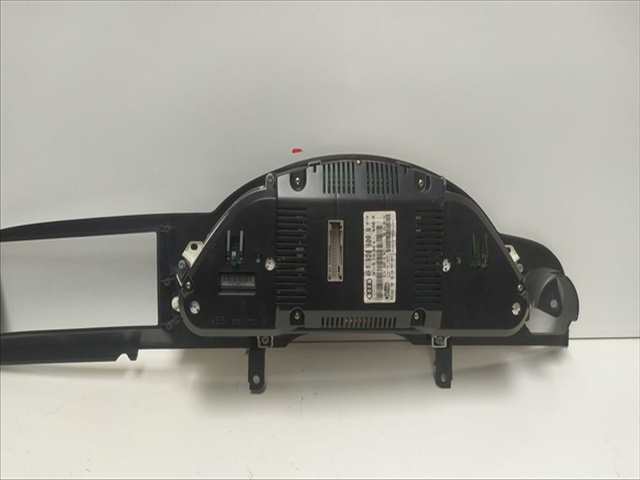 Foto 2ª: Cuadro de Instrumentos Audi A6 2.4 GASOLINA AUTOMATICO [G BDW] (2005)