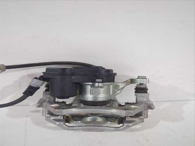 Foto 3ª: Pedal Embrague Toyota Corolla 1.8 HYBRID ZWE211) 122CV 90KW [2ZR-FXE] (2020)