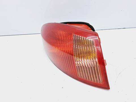 Piloto Trasero Izquierdo Alfa Romeo 147 1.6 16V CAT 105CV 77KW