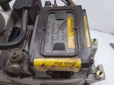 Foto 3ª: Faro Derecho Volvo S40 1.6 CAT BERLINA 109CV 80KW (2003)