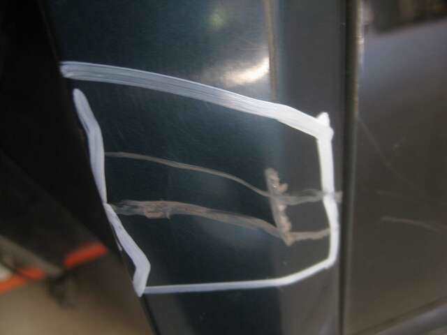 Foto 3ª: Portón Mitsubishi Montero 3.2TD [4M41] (2002)