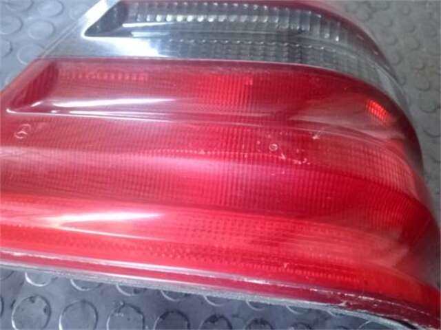Foto 3ª: Piloto Trasero Derecho Mercedes Clase E 180 3.2 320 (210.055) [3.2 LTR. - 162 KW 24V CAT] [M 104.992]