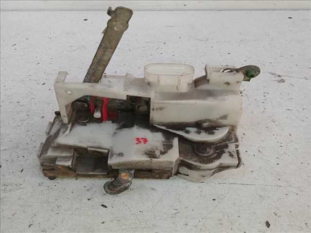 Cerradura Puerta Trasera Derecha Toyota Avensis 0.1