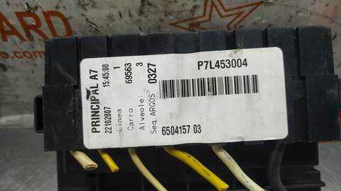 Foto 3ª: Caja Reles Fusibles Peugeot 207 CONFORT 90CV 66KW [9HX] (2008)