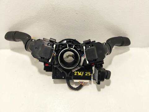Foto 2ª: Mando Multifuncion Toyota Camry VERSION INDEFINIDA (2021)