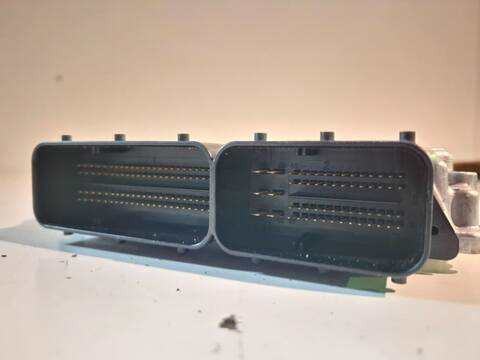 Foto 2ª: Centralita Motor ECU Bmw Serie 1 114 120D 2.0 TD CAT 177CV (2007)