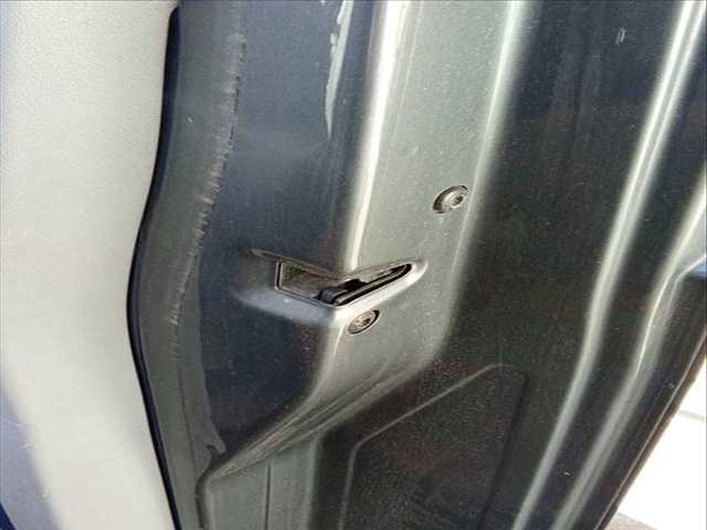 Cerradura Puerta Delantera Derecha Volkswagen Multivan 2.0 TDI 140CV 103KW