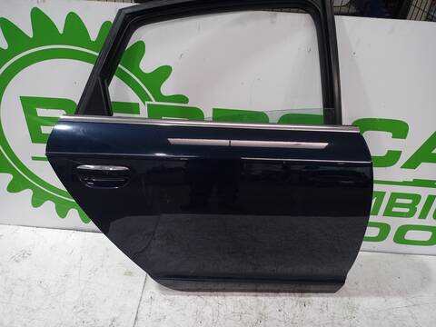 Puerta Trasera Derecha Audi A6 2.4 BERLINA 177CV 130KW