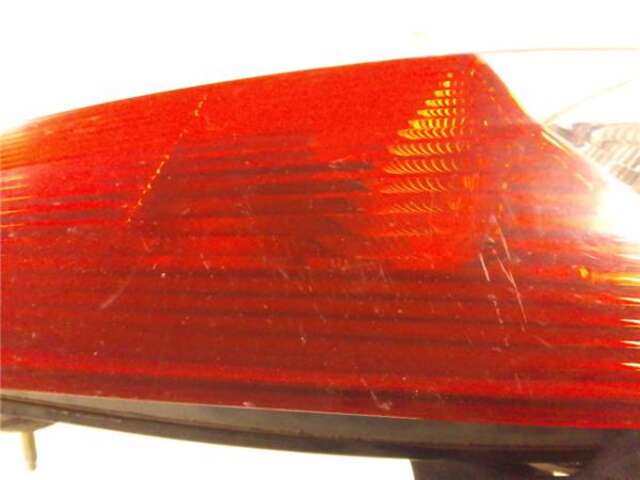 Foto 3ª: Piloto Trasero Izquierdo Fiat Punto 1.3 JTD (69 CV)