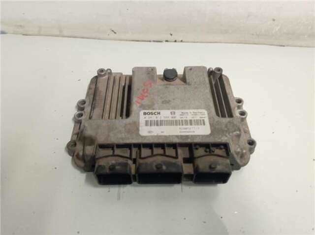 Centralita Motor ECU Renault Laguna 1.9 AUTHENTIQUE [1.9 LTR. - 81 KW DCI DIESEL FAP CAT]