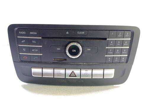 Foto 2ª: Sistema Audio Radio CD Mercedes Clase CLA 200 1.6 G 156CV 115KW 117.943 SHOOTING BRAKE X117) [270910] (2018)