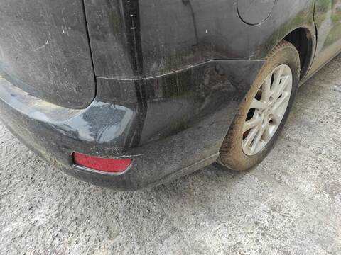 Foto 3ª: Paragolpes Trasero Mazda 5 RF BERLINA (2009)