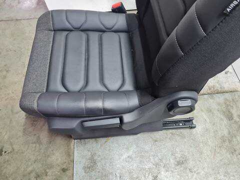 Foto 4ª: Asiento Delantero Izquierdo Citroen C3 FEEL AIRCROSS 110CV 81KW [YH01] (2023)