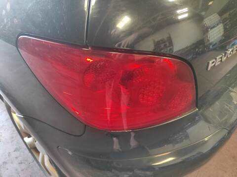 Foto 1ª: Piloto Trasero Izquierdo Peugeot 307 9HY BERLINA (2007)