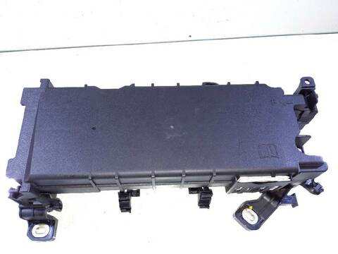 Caja Reles Fusibles Mercedes Clase A 140 A 200 CDI 176.008) 136CV 100KW