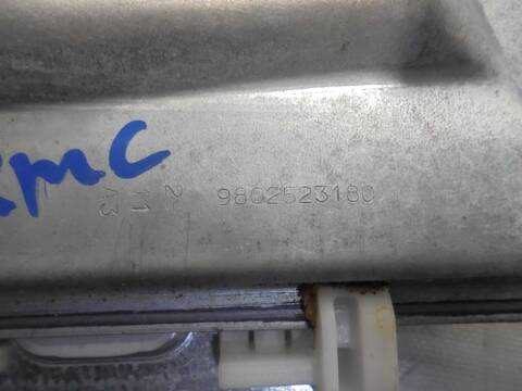 Foto 3ª: Elevalunas Manual Trasero Derecho Citroen C4 COLLECTION BERLINA 90CV 66KW [9H06] (2013)