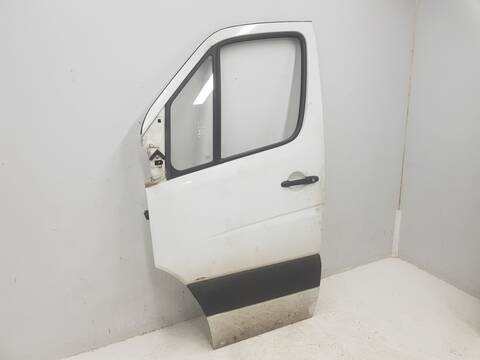 Foto 2ª: Puerta Delantera Izquierda Mercedes Sprinter 318-319 CDI 906.631-633-635-637) (2009)