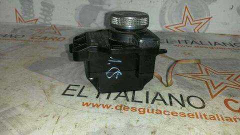 Foto 3ª: Mando Multifuncion Mercedes Clase C 160 C 220 CDI BLUEEFFICIENCY 204.002) BERLINA 170CV 125KW [D646811] (2008)