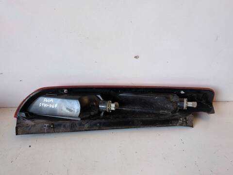 Foto 3ª: Piloto Trasero Derecho Ford Focus AMBIENTE D) 101CV (2005)