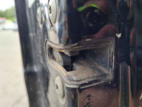 Cerradura Puerta Delantera Izquierda Jeep Cherokee 2.8 CRD LIMITED 150CV 110KW
