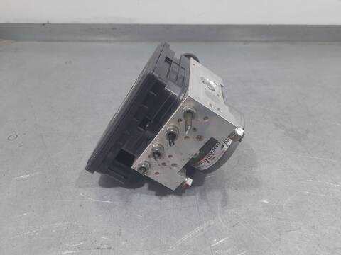 Foto 3ª: Abs Mitsubishi Outlander MOTION 2WD 150CV 110KW [4J11] (2017)