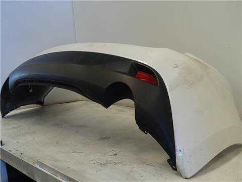 Foto 3ª: Paragolpes Trasero Mazda 3 2.2 LUXURY BERLINA 150CV 110KW [SH] (2014)