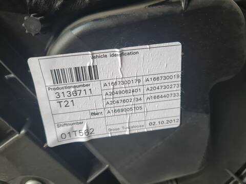 Foto 2ª: Elevalunas Manual Trasero Izquierdo Mercedes Clase ML 350 3.0 D 258CV 190KW AUT. W166) BLUETEC 166.004) OM642 [OM642826] (2012)
